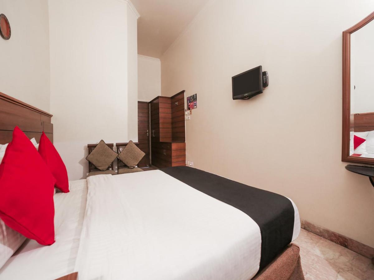 אגרה Capital O 10953 Dayal Lodge - A Boutique Hotel מראה חיצוני תמונה