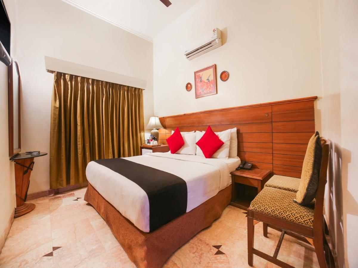 אגרה Capital O 10953 Dayal Lodge - A Boutique Hotel מראה חיצוני תמונה