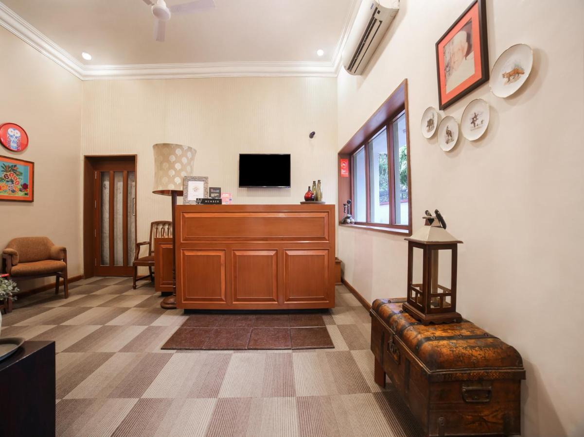אגרה Capital O 10953 Dayal Lodge - A Boutique Hotel מראה חיצוני תמונה