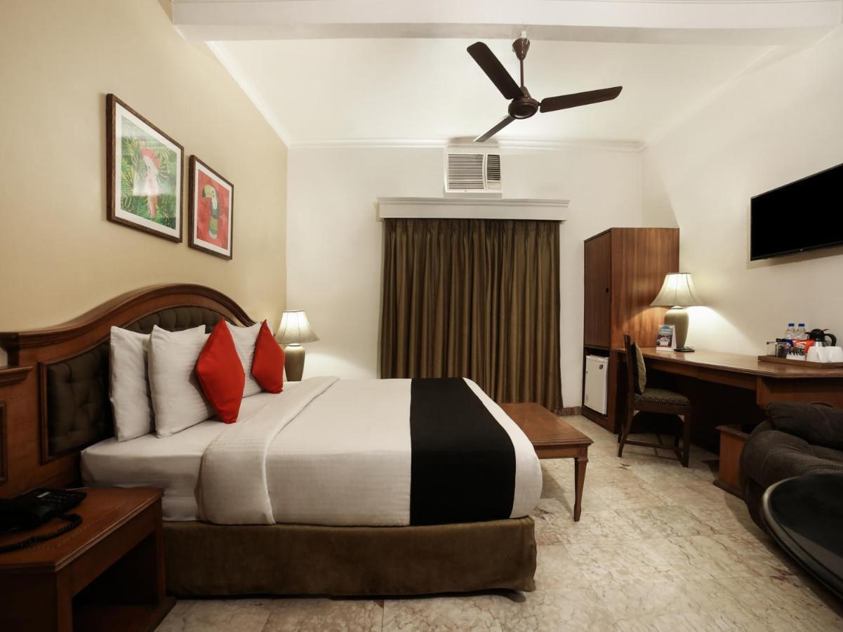 אגרה Capital O 10953 Dayal Lodge - A Boutique Hotel מראה חיצוני תמונה